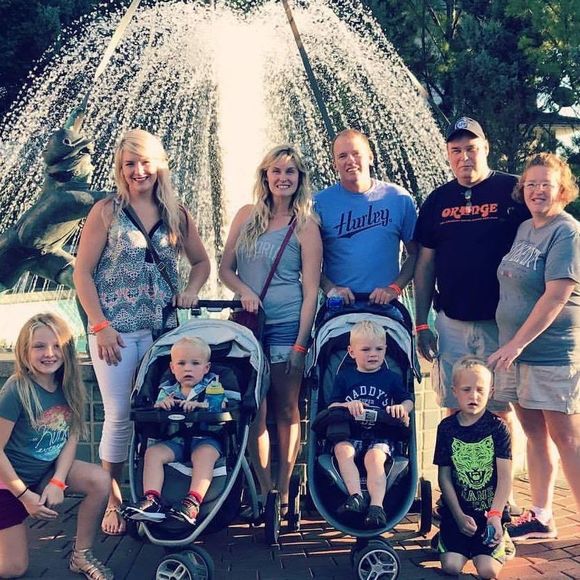 Meet your Posher, Michelle - Picture 1 of 1